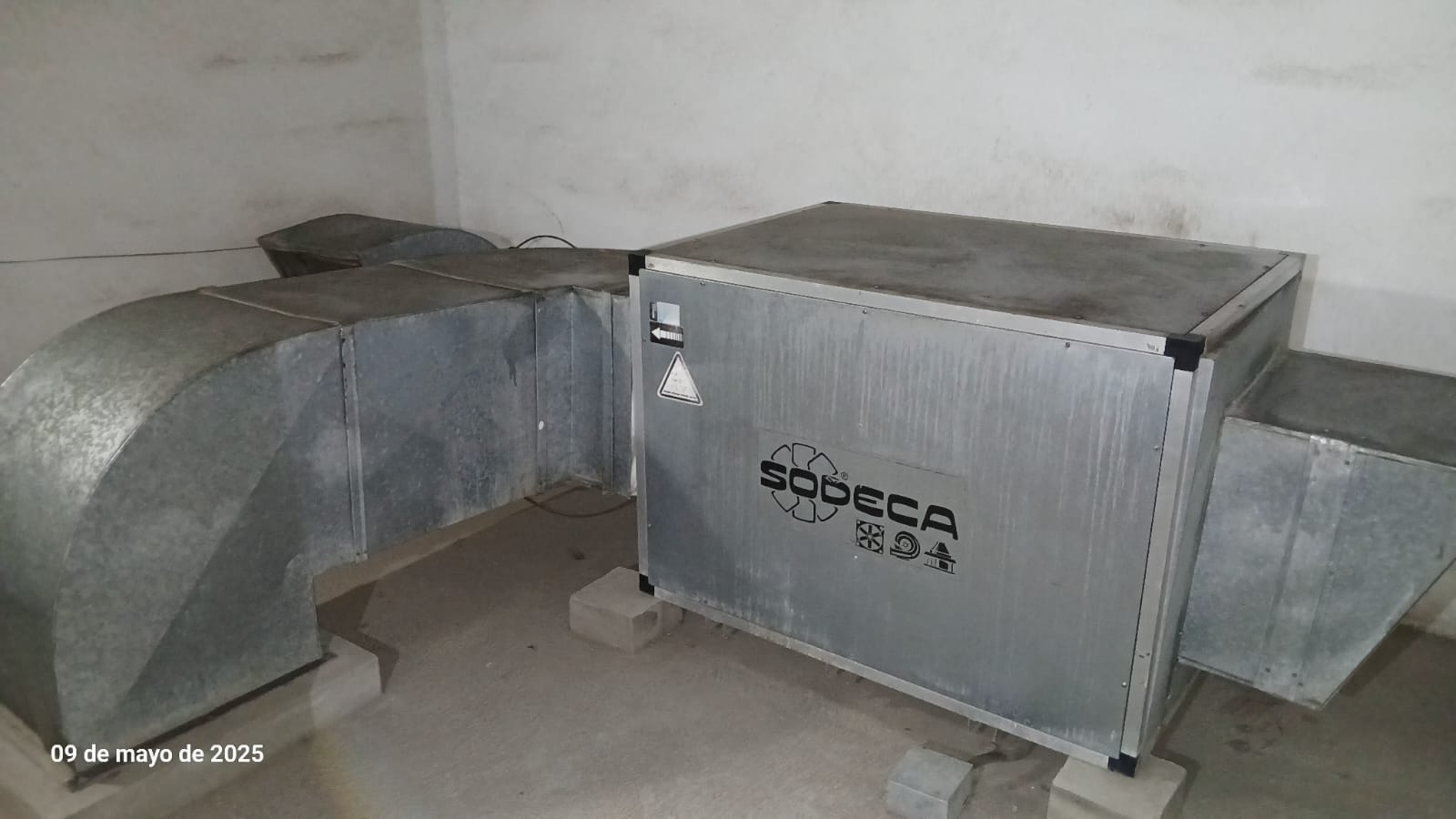 Mantenimiento de sistema de presurizacion de escalera de escape